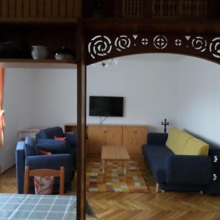 Szabadido Vendeghaz Apartment Revfulop Ngoại thất bức ảnh
