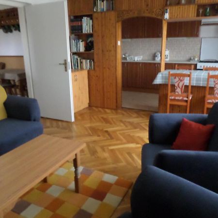 Szabadido Vendeghaz Apartment Revfulop Ngoại thất bức ảnh