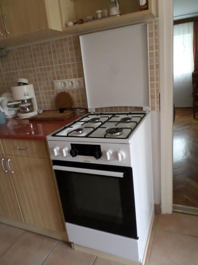 Szabadido Vendeghaz Apartment Revfulop Ngoại thất bức ảnh