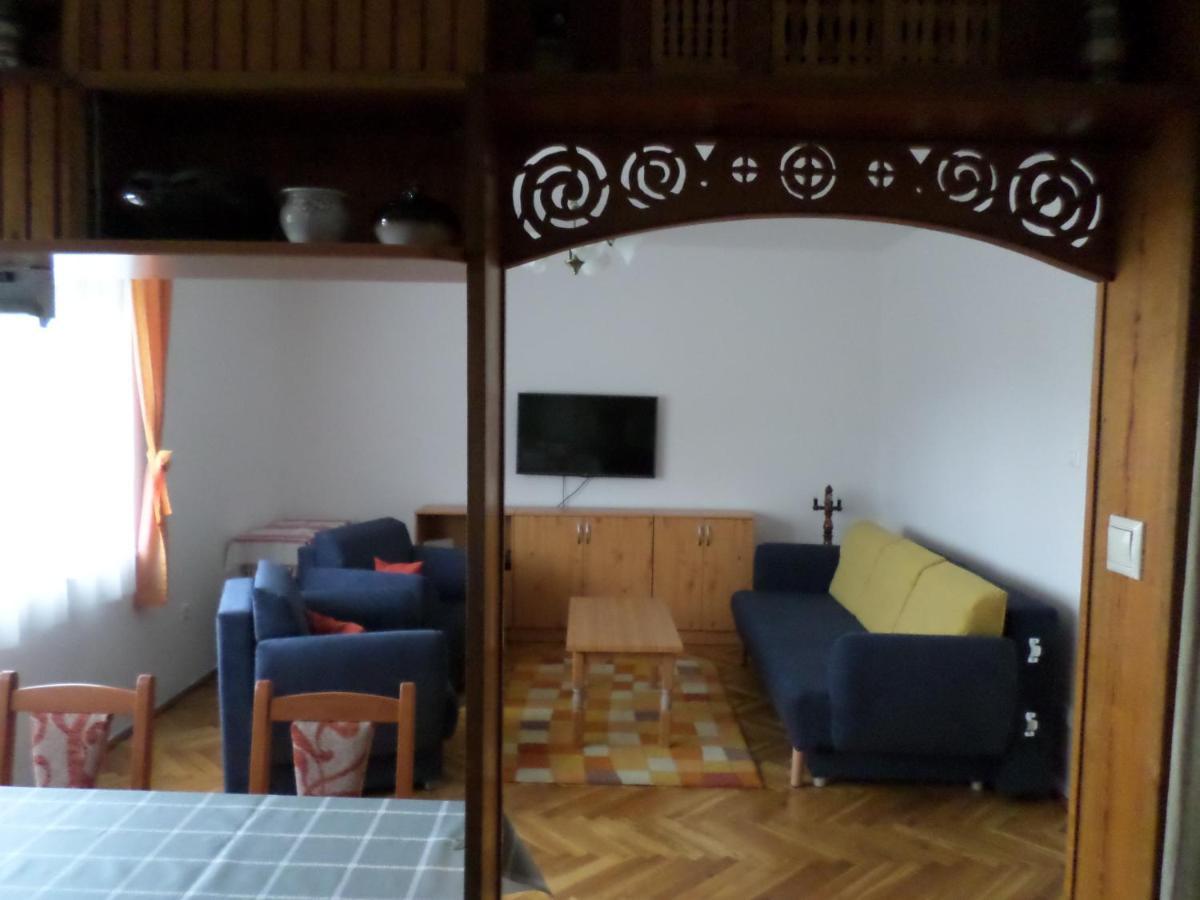 Szabadido Vendeghaz Apartment Revfulop Ngoại thất bức ảnh